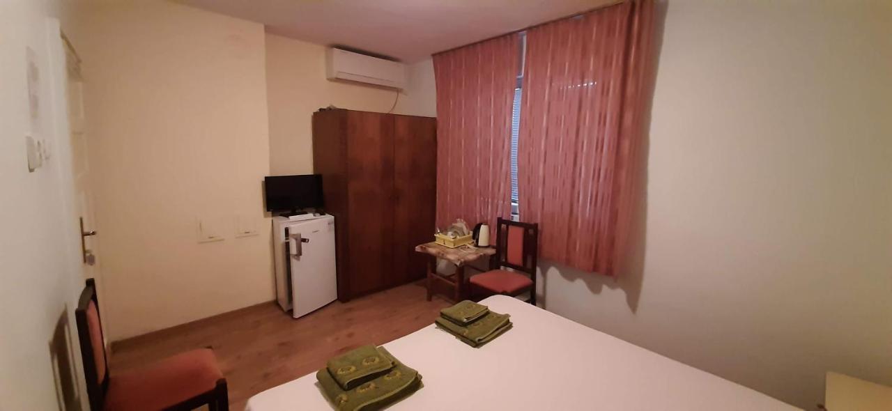 Dobrevi Guest House ソゾポル エクステリア 写真